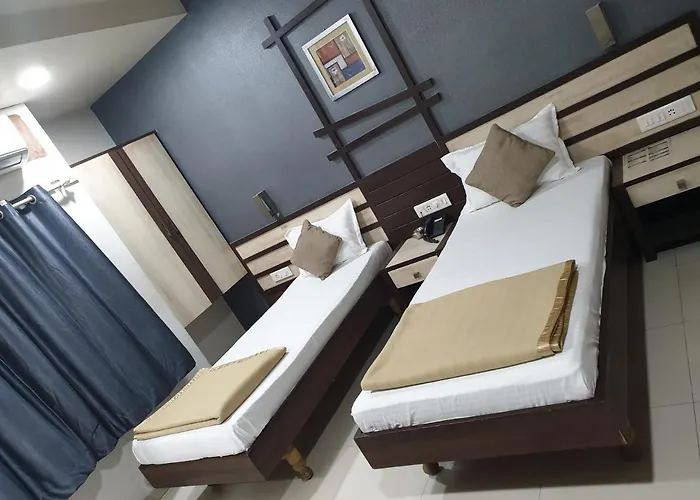 Hotel Airport Plaza Ahmedabad