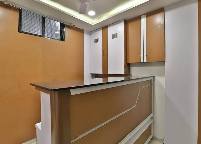 Hotel O Dev Palace Koba